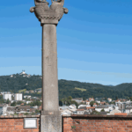 „Schweigende Steine, sprechende Systeme“
